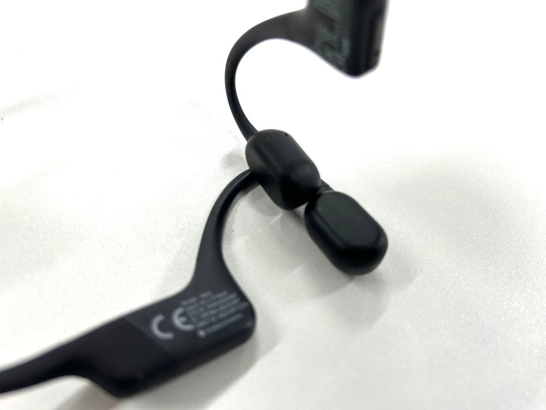 SHOKZ OPENRUN 骨伝導イヤホン