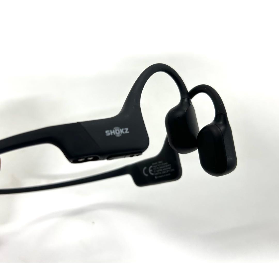 SHOKZ OPENRUN 骨伝導イヤホン