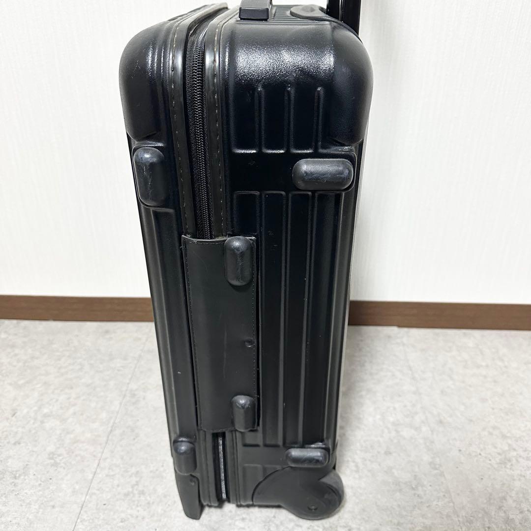 RIMOWA 851 52 salsa 2輪 黒 tsa機内持ち込み可能 35L