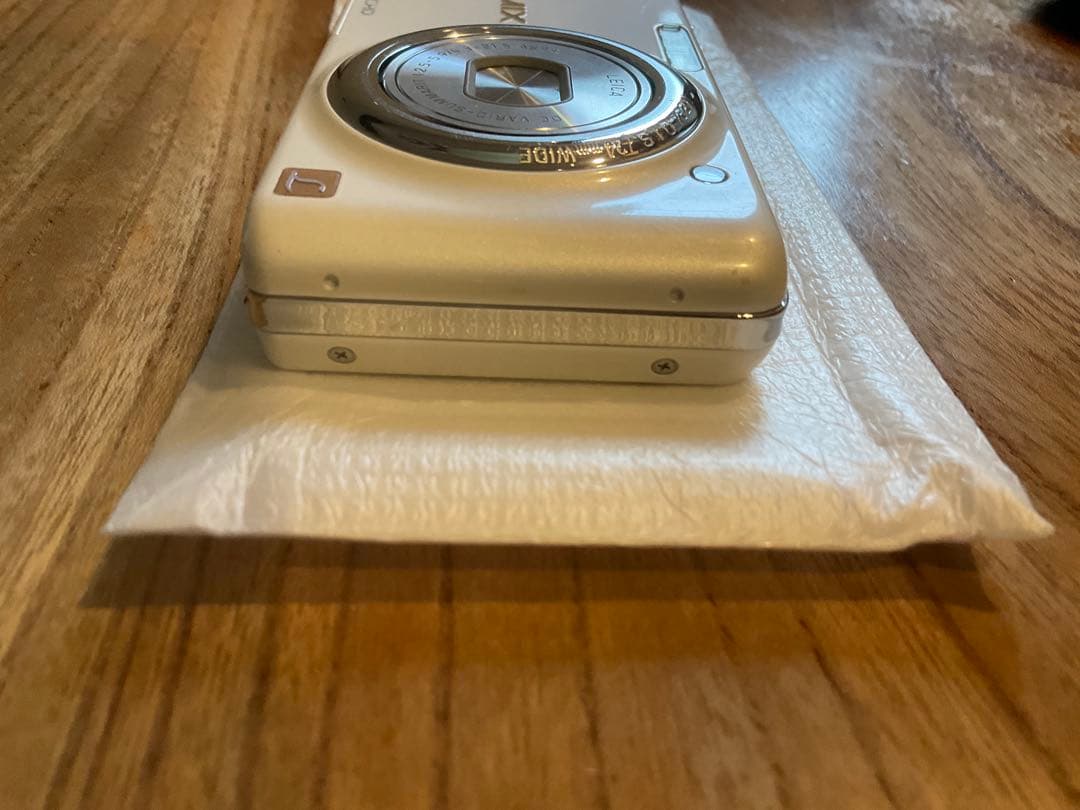 Panasonic LUMIX FX DMC-FX77-W 保護フィルム3枚付き