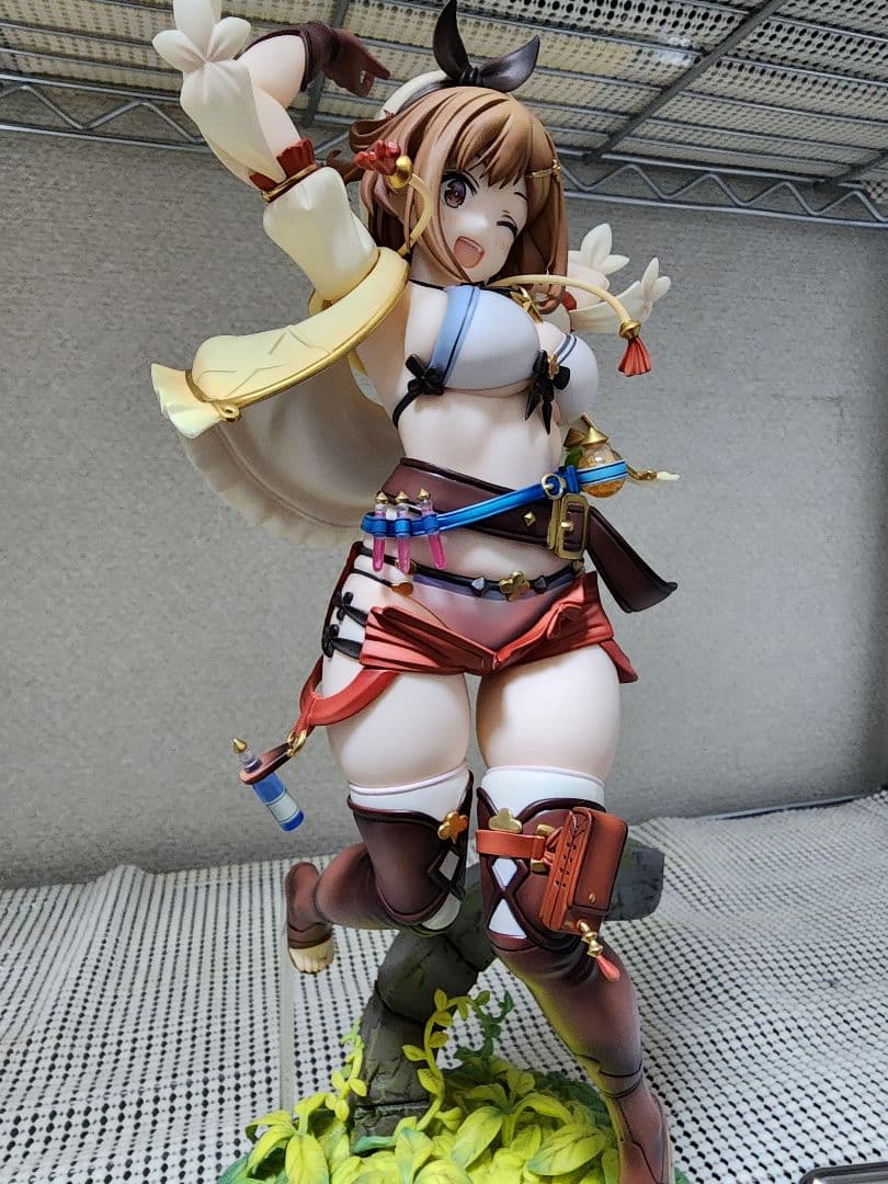 ライザのアトリエ常闇の女王と秘密の隠れ家ライザフィギュアあみあみ×AMAKUNI