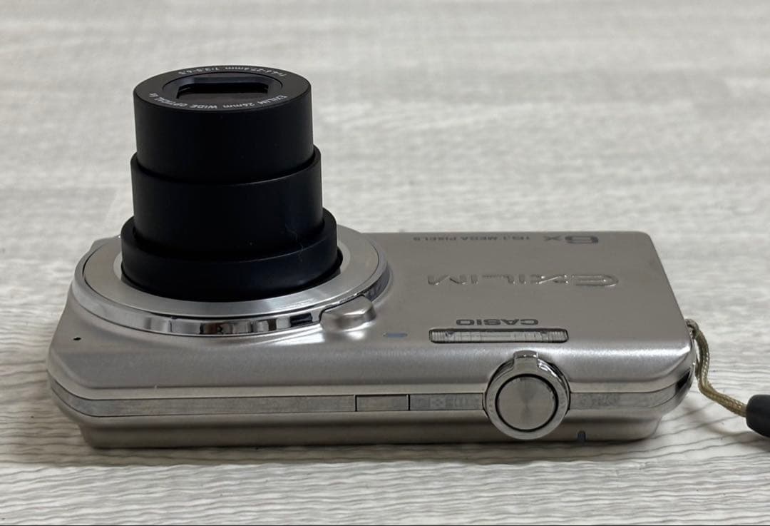 ★CASIO EXILIM EX-Z770 純正充電器 バッテリー