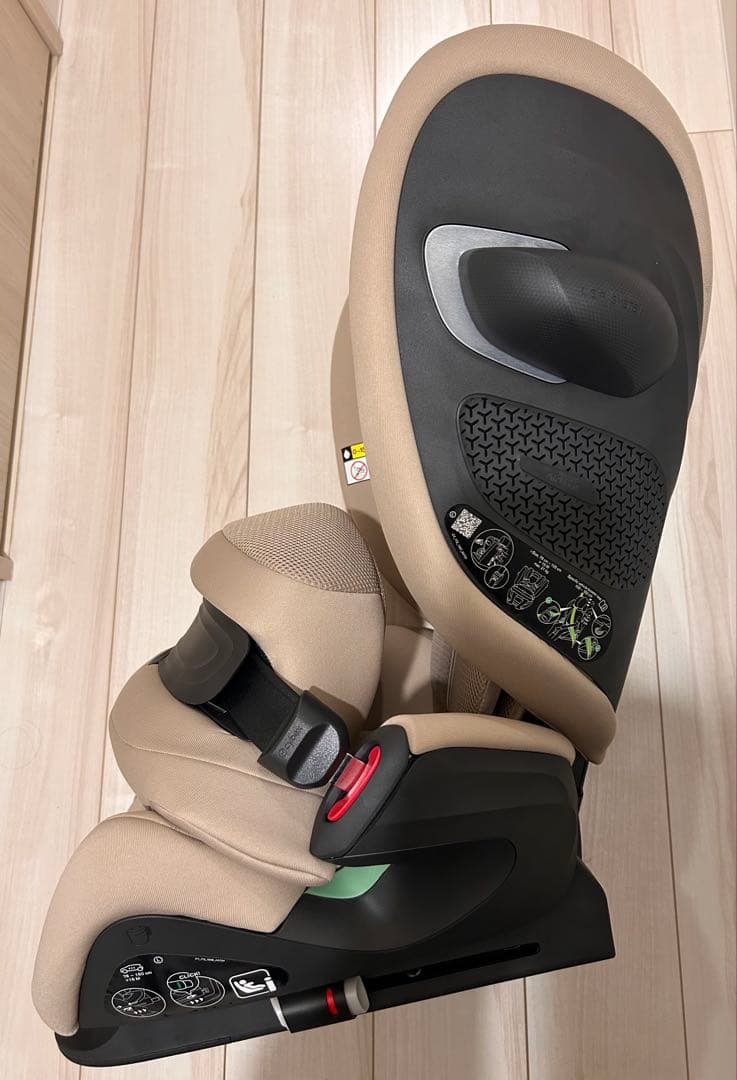 cybex ベージュ パラス　チャイルドシート