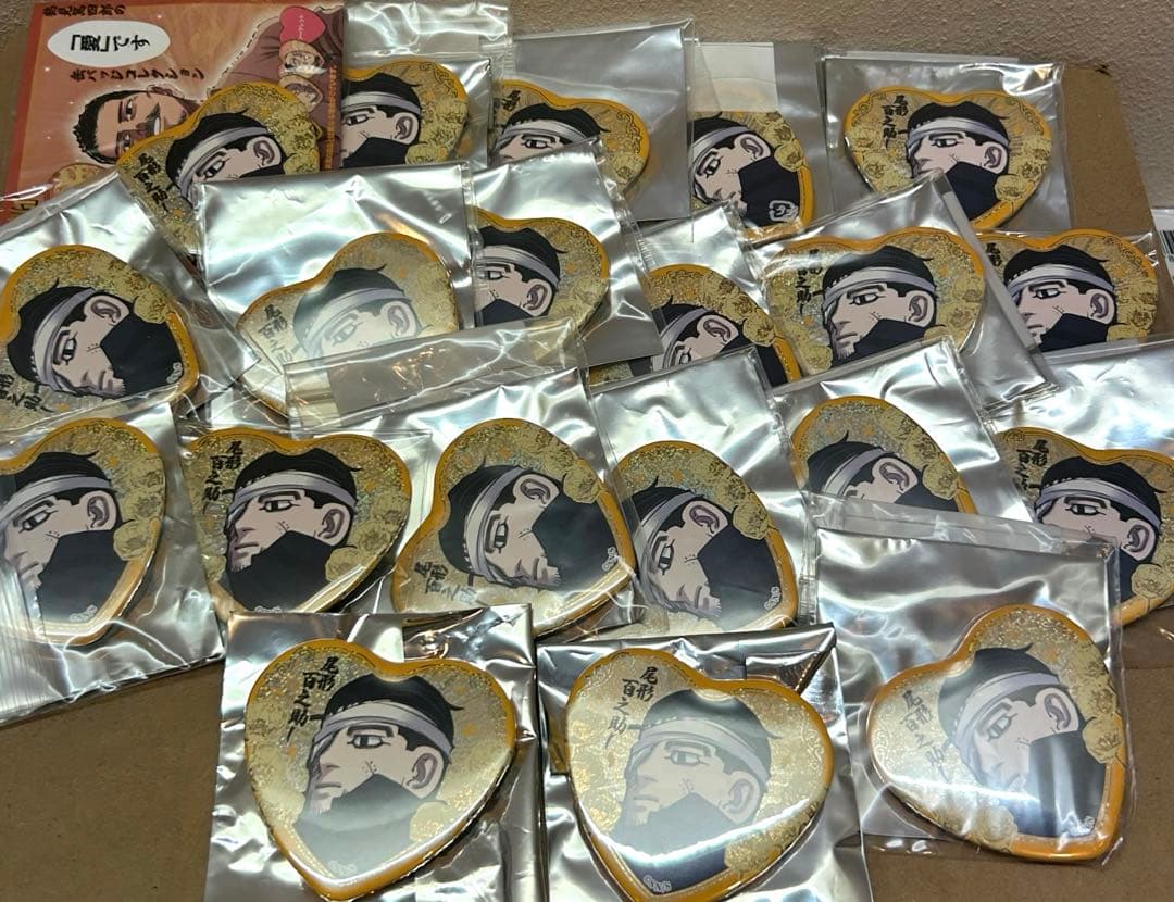 ゴールデンカムイ 愛です缶バッジ 尾形百之助 20点