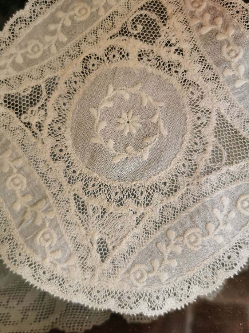 アンティーク ノルマンディーレース 小さなドイリー ロゼッタ エンブロイダリー