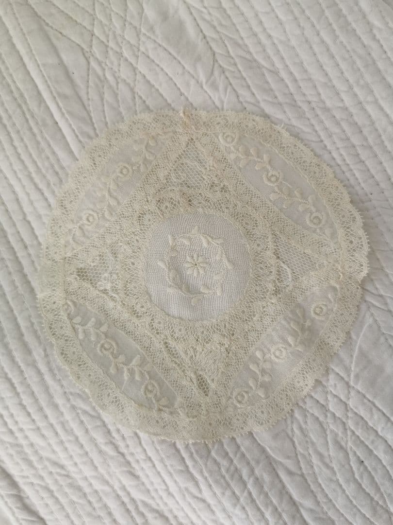 アンティーク ノルマンディーレース 小さなドイリー ロゼッタ エンブロイダリー