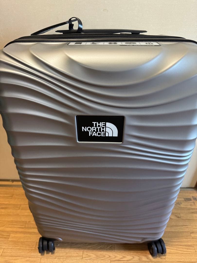 THE NORTH FACE キャリーケース 海外限定