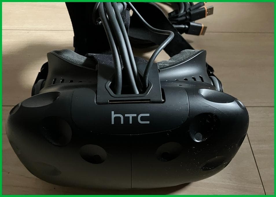 【送料無料】HTC VIVE フルセットVRヘッドセット ベースステーション付属