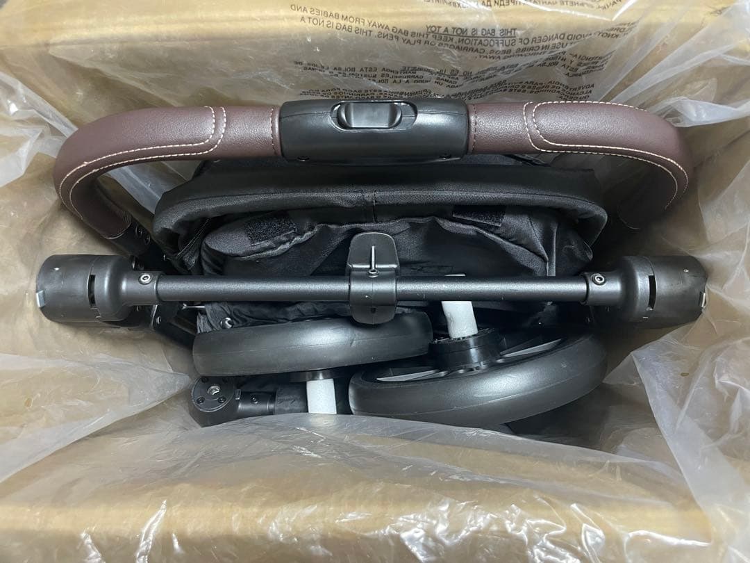 4輪ペットカート 分離型ペットバギー ワンタッチ 折りたたみ ブレーキ付小型犬猫