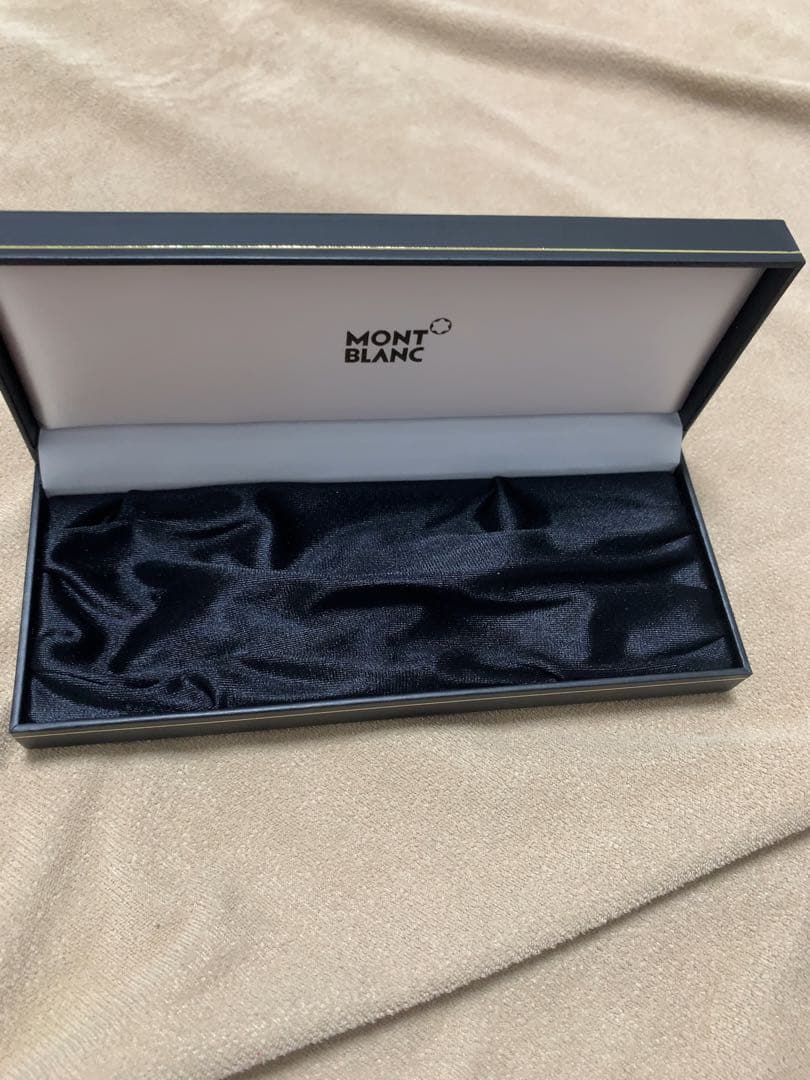 Mont Blanc ボエム　ルージュ　ツイストボールペン リフィルなし