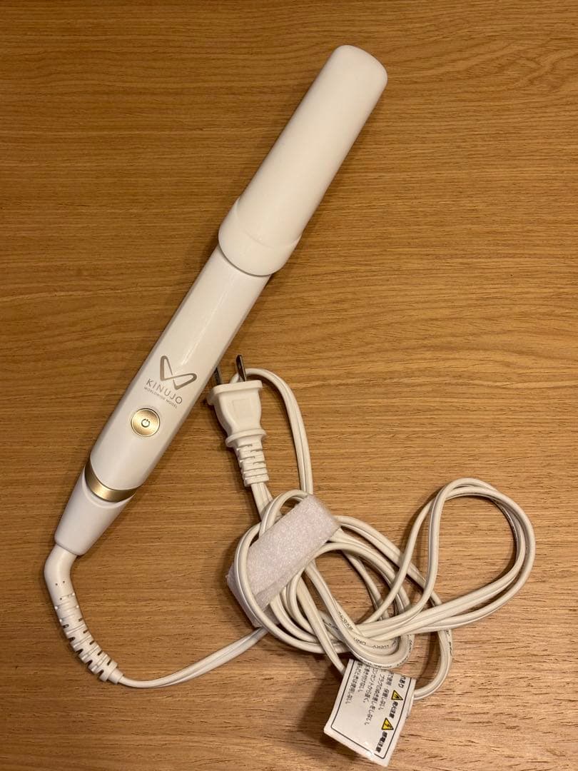 絹女　KINUJO ストレートヘアアイロン ホワイト　DS-200