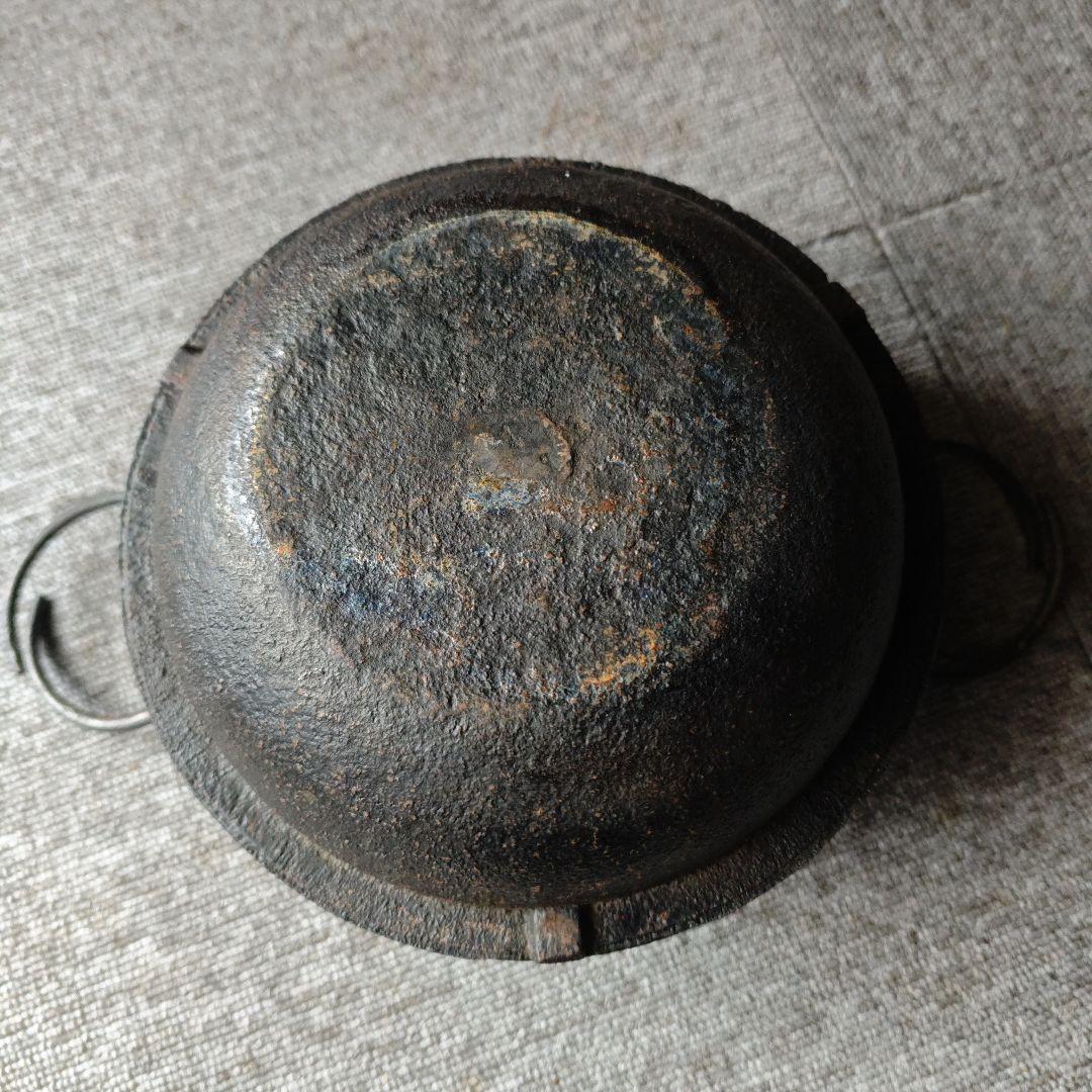 茶道具セット（鉄製茶釜・陶器プレート）
