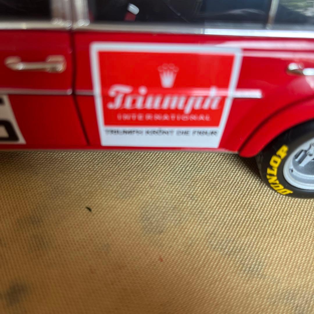 ミニカー MERCEDES-BENZ 300 SEL 6.8