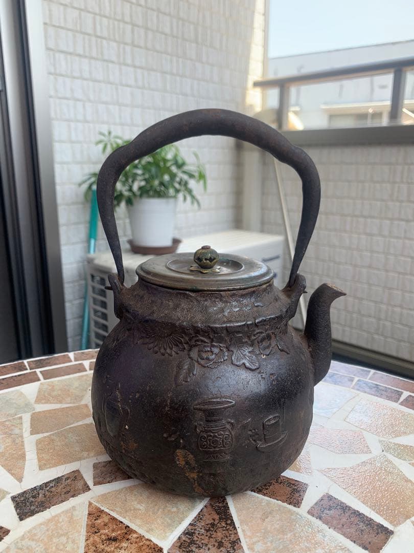 龍文堂造　茶道具図瓢箪形鉄瓶