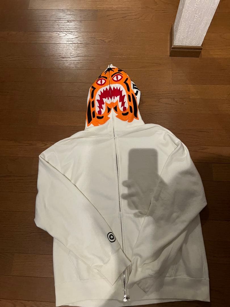 部*勢様 BAPE 虎顔フードパーカー サイズ8