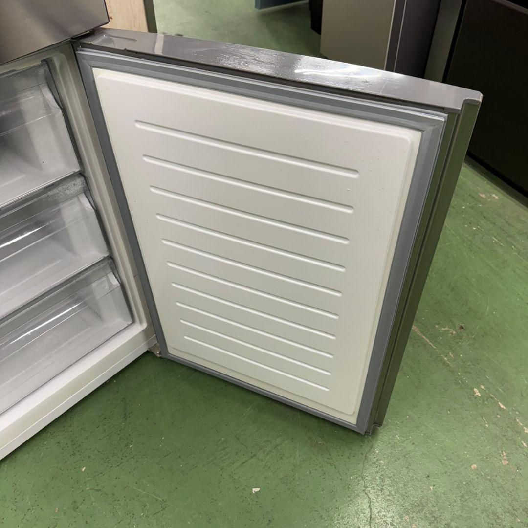 224 イチオシ　冷蔵庫　中型　大型　200L〜300L　右開き　美品　大人気