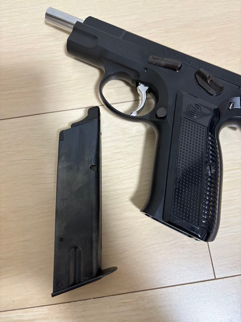 KSC MODEL cz75 ガスガン　ガス漏れなし