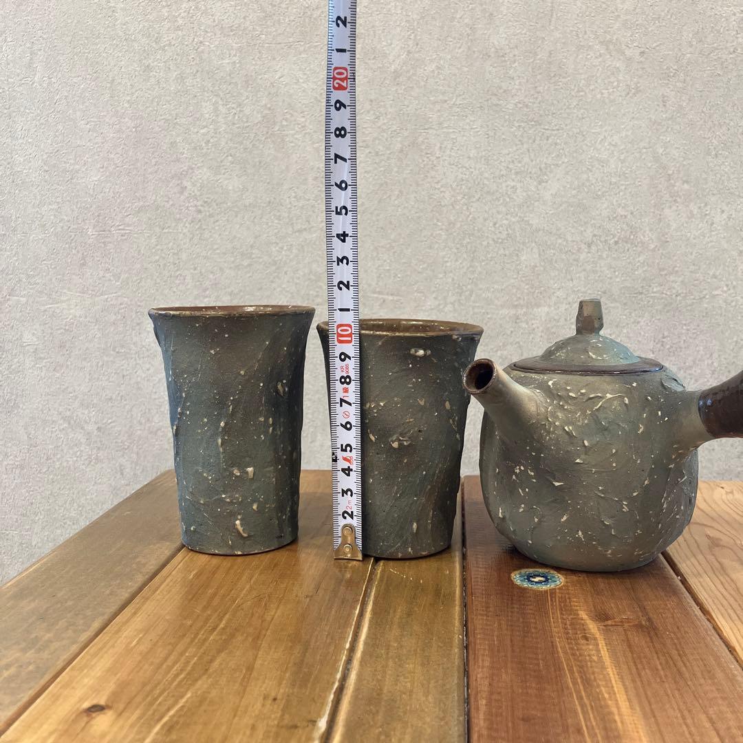 陶器製ティーポットとカップセット