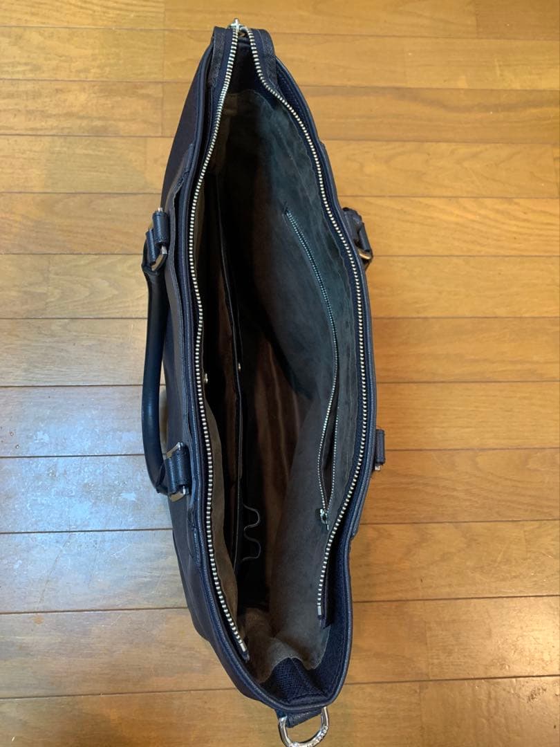 ころぺこ⭐︎PELLE MORBIDA ペッレモルビタ　メンズバッグ