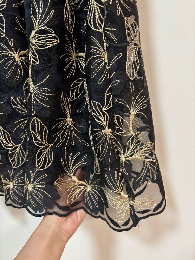 【美品】グレースコンチネンタル　フラワー刺繍ロングドレス