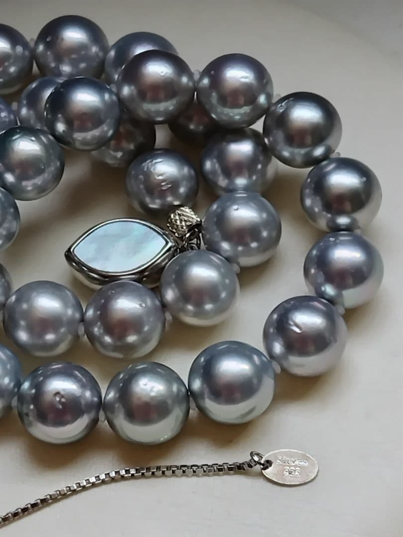 黒蝶真珠シルバーグレーの、ネックレス