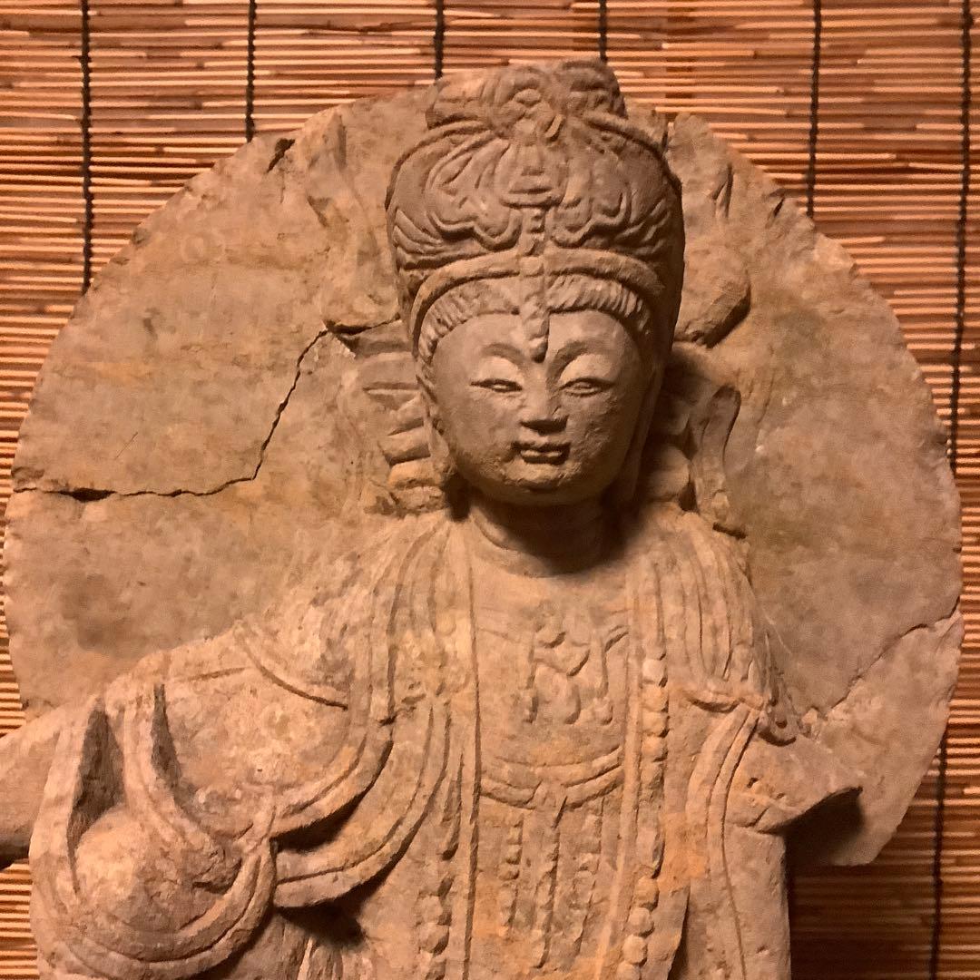朝鮮・三国時代「静寂と慈悲の水月観音菩薩半跏像」高句麗・新羅・百済・天平・石仏