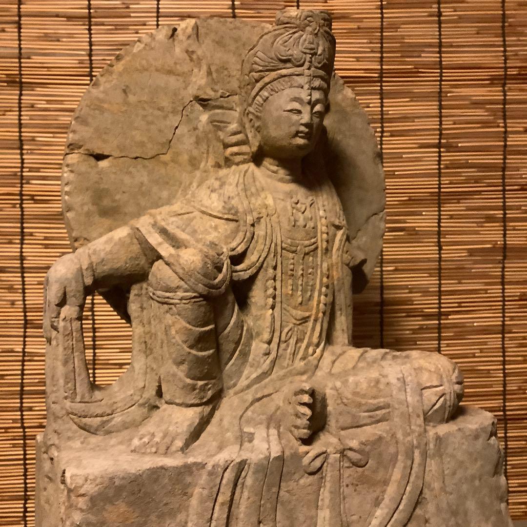 朝鮮・三国時代「静寂と慈悲の水月観音菩薩半跏像」高句麗・新羅・百済・天平・石仏