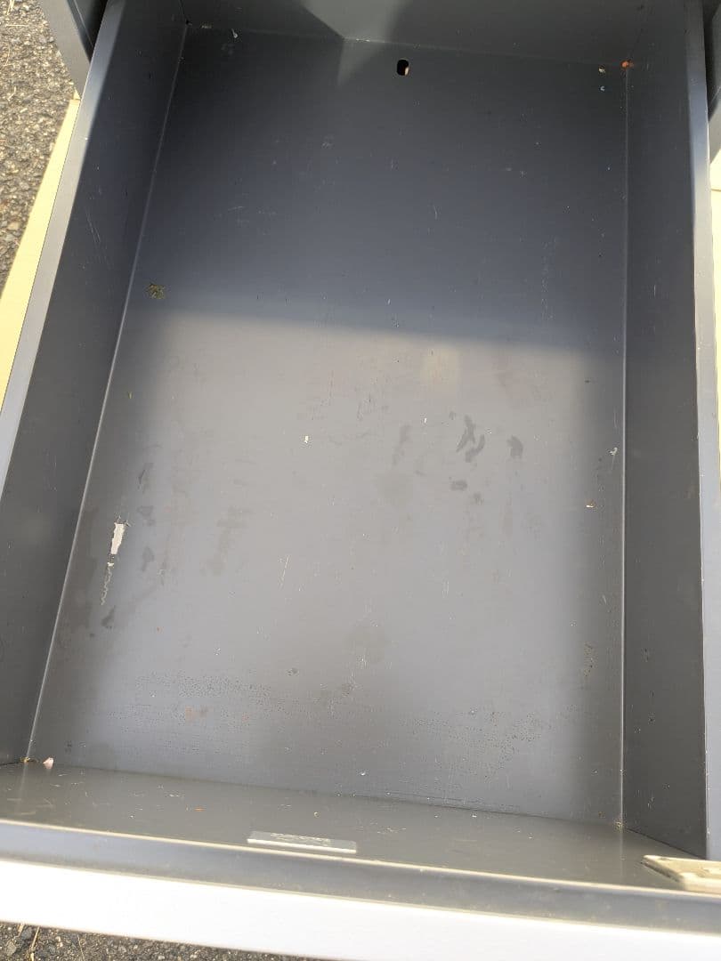 カッシーナ ドロアー デスクワゴン キャスター