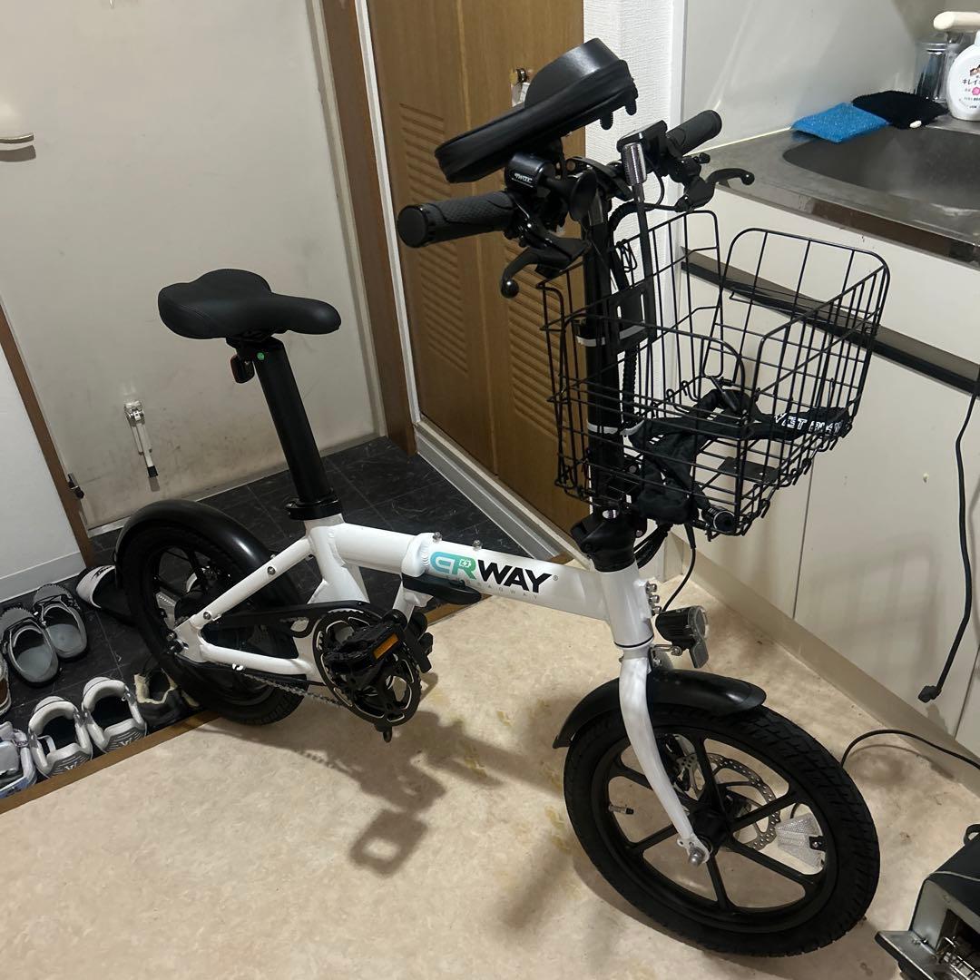 R*t様 CRWAY 折りたたみ自転車 ホワイト 前カゴ付き