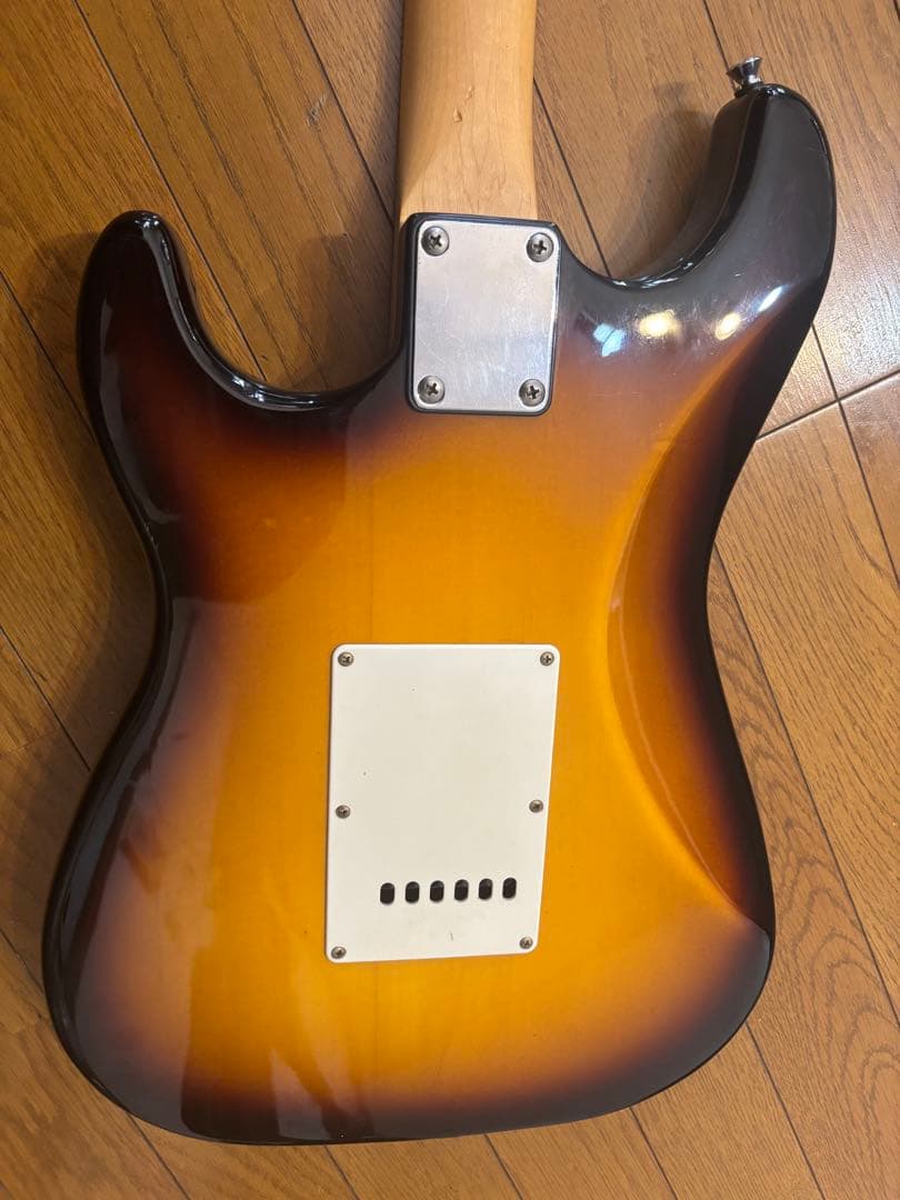 メーカー不明 ストラトキャスタータイプ美品