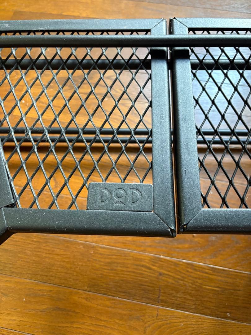 DOD コーナー型　メッシュテーブル　　アイアン