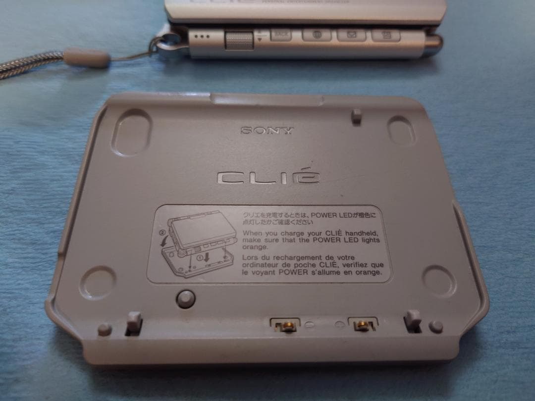 CLIE PEG-UX50英語版。