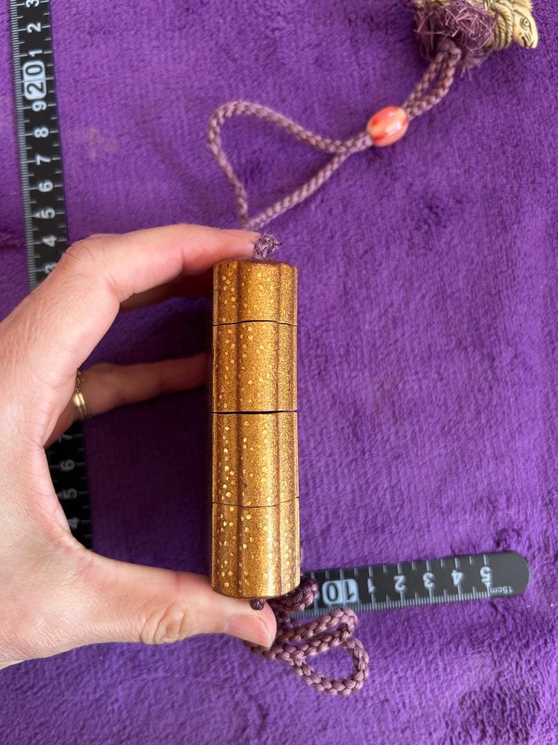 印籠 虎 絵柄 根付 二匹の鼠 縁起物 薬入れ 小物入れ