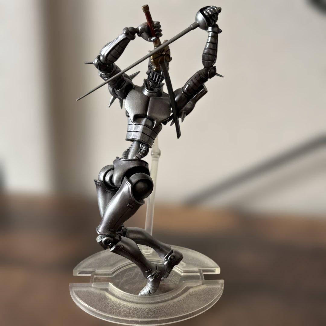 ジョジョの奇妙な冒険ポルナレフ　シルバーチャリオッツ超像可動フィギュア2点セット