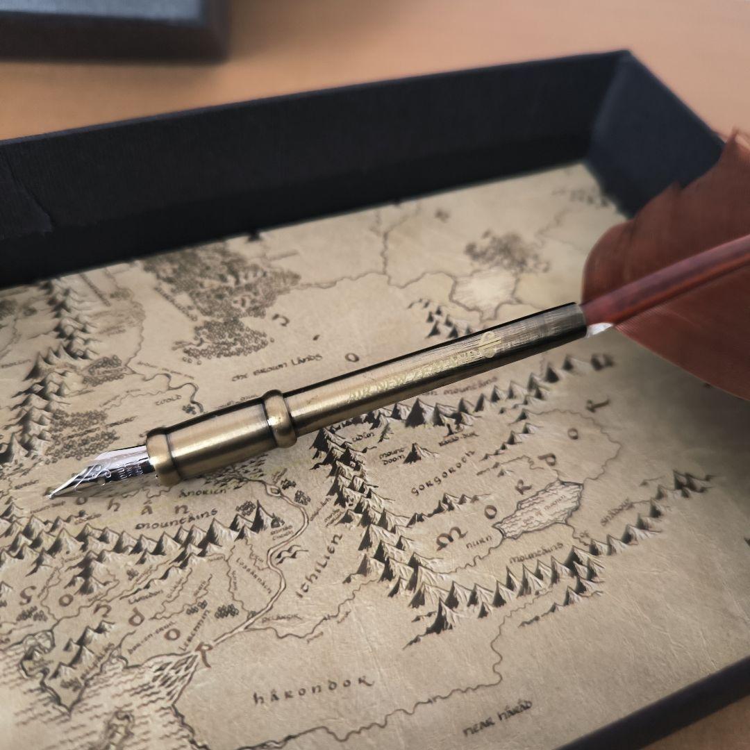 映画ホビット 羽つき万年筆（インクボトル付き）未使用品　レアグッズ