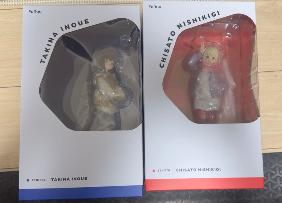 FuRyu製の「錦木千束」と「井ノ上たきな」のフィギュア2体