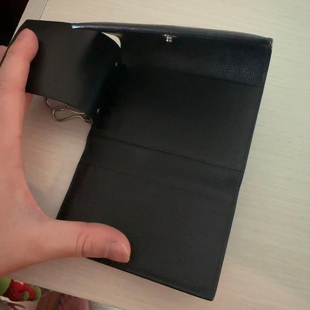 SAINT LAURENT ブラック レザー キーケース　ロゴ刻印　ユニセックス