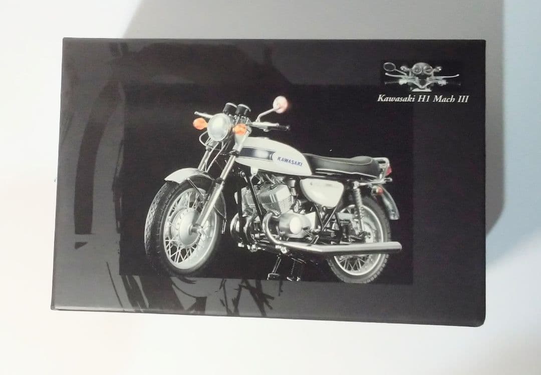 ミニチャンプス 1/12 カワサキ 500SS マッハ Ⅲ