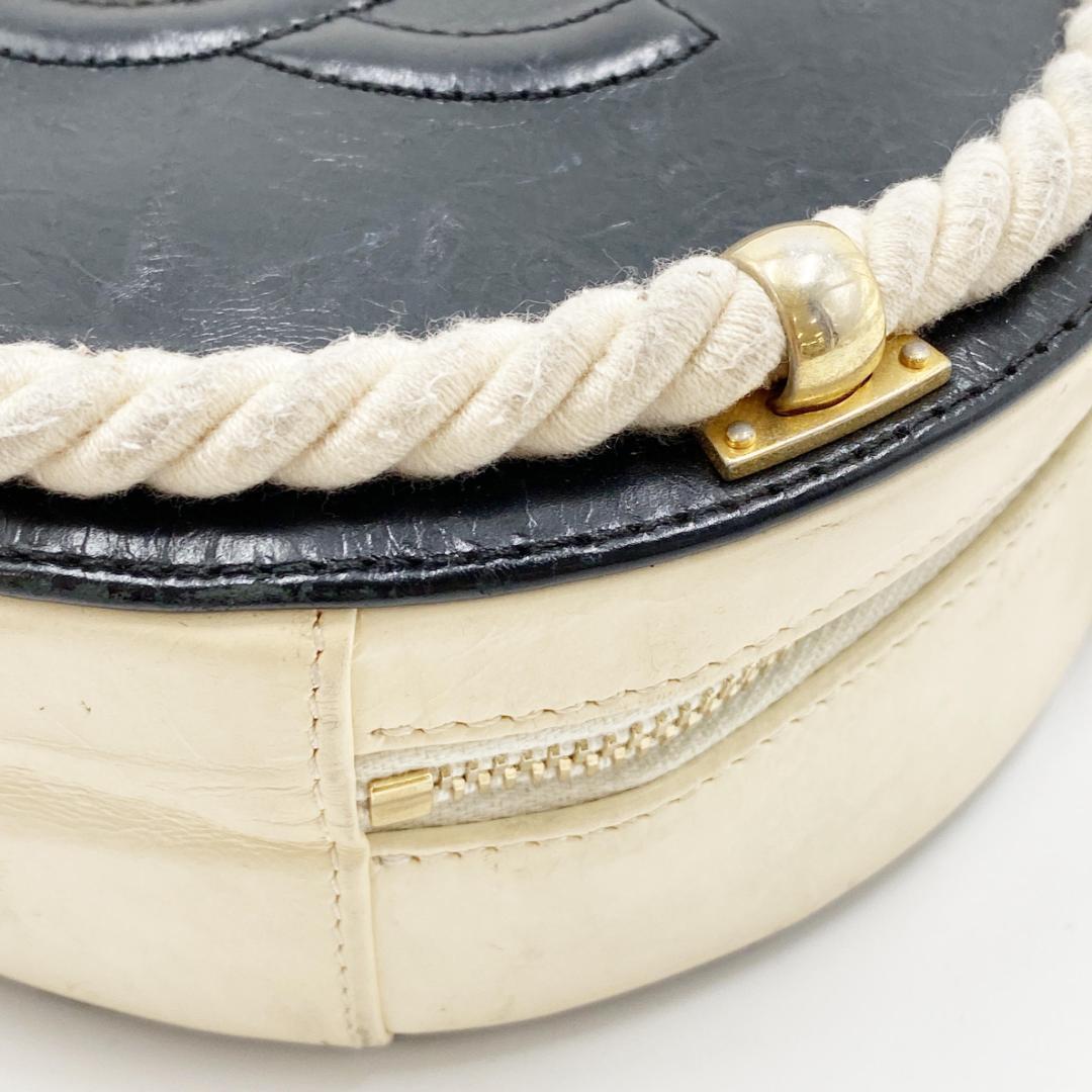 CHANEL シャネル カーフ ラウンド ロープ 2way ショルダーバッグ