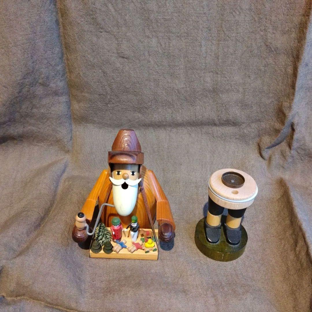 煙出し人形　白い髭のおもちゃ売り屋さん