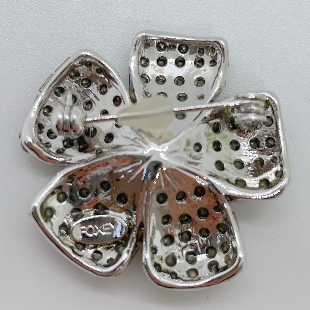 極美品✨フォクシー FOXEY ダークグレー花型ブローチ フォーマル