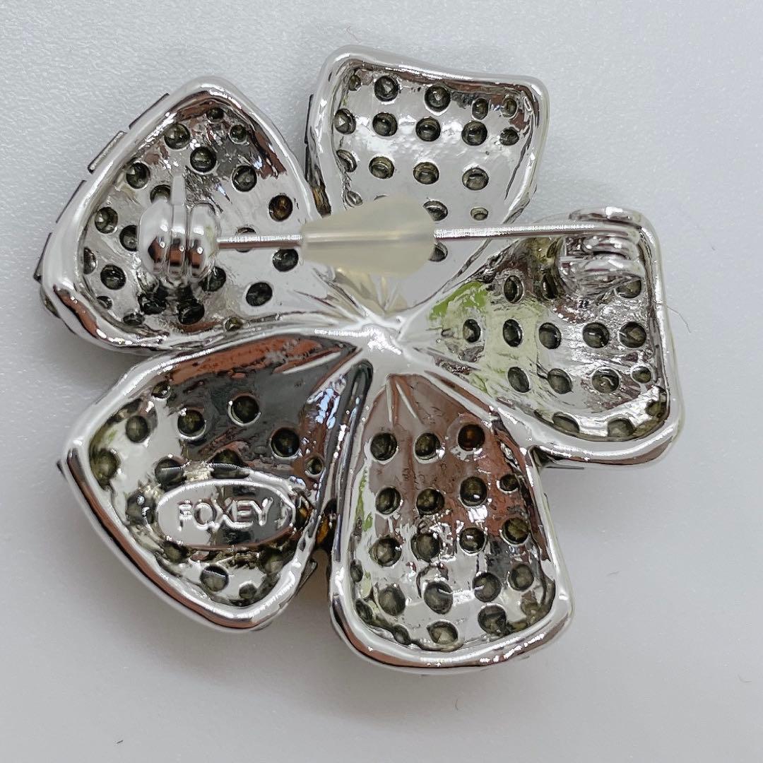 極美品✨フォクシー FOXEY ダークグレー花型ブローチ フォーマル
