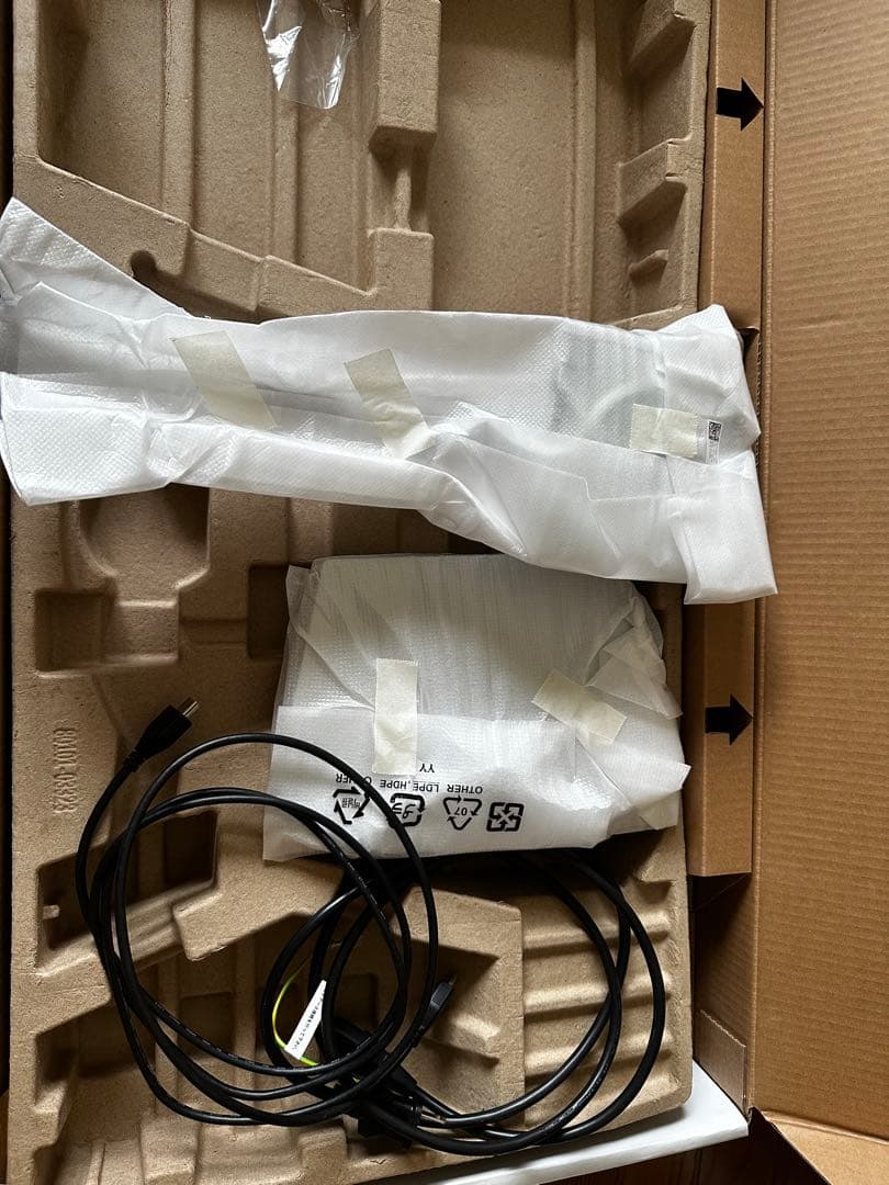 Dell モニター　S2721DS 27インチ/QHD/IPS