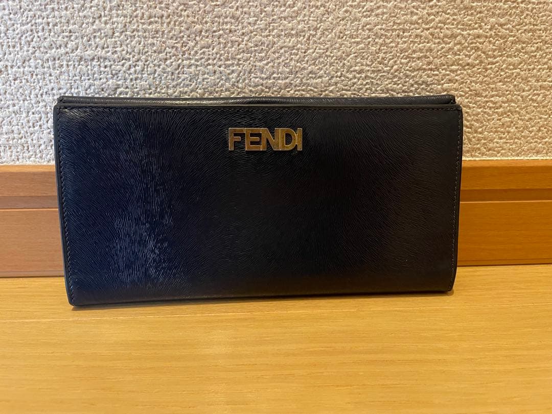 FENDI 二つ折り財布 ネイビー 手帳カバー