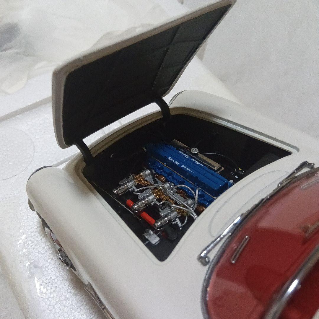 オートアート 1/18 シボレー コルベット 1953