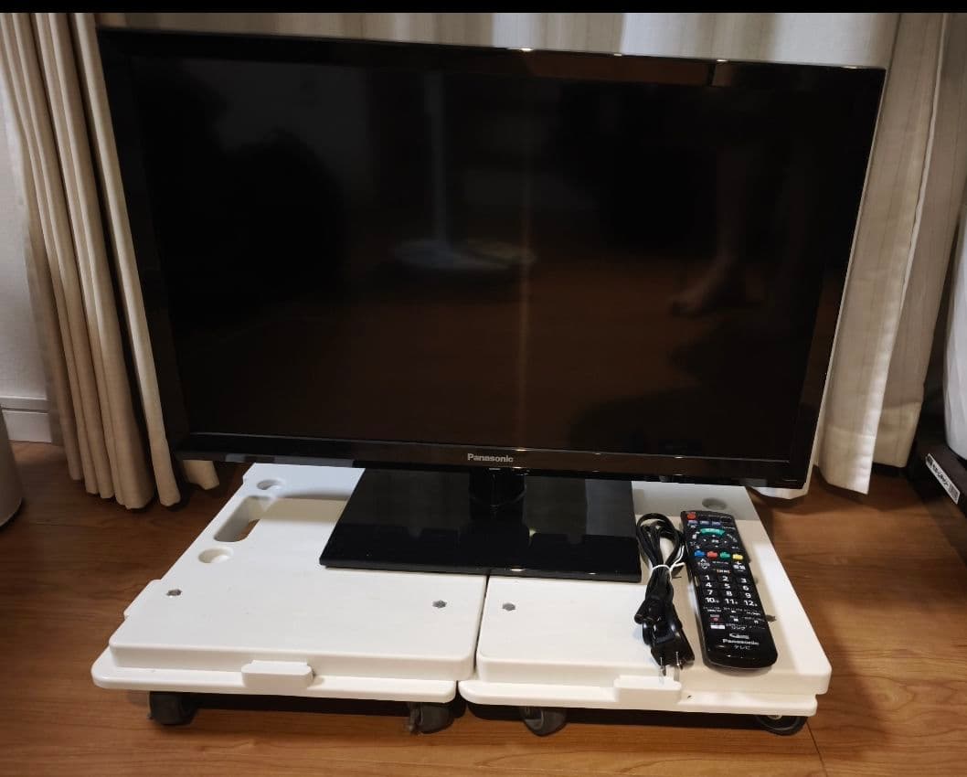 【renmiu0917】パナソニック　ビエラ　液晶TV TH-24J300