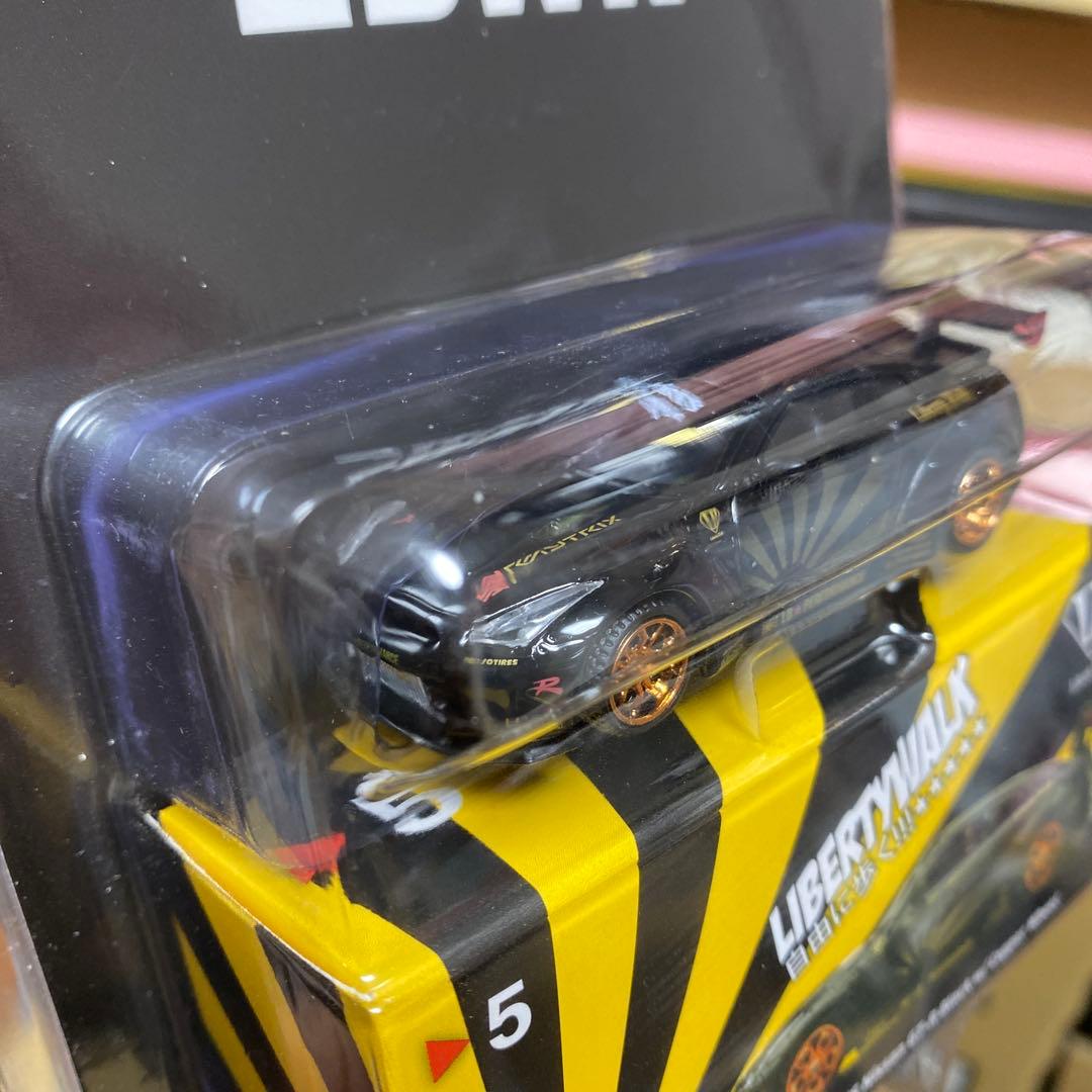 ミニカー Mini gt 1/64 5 LB WORKS Nissan GT-R