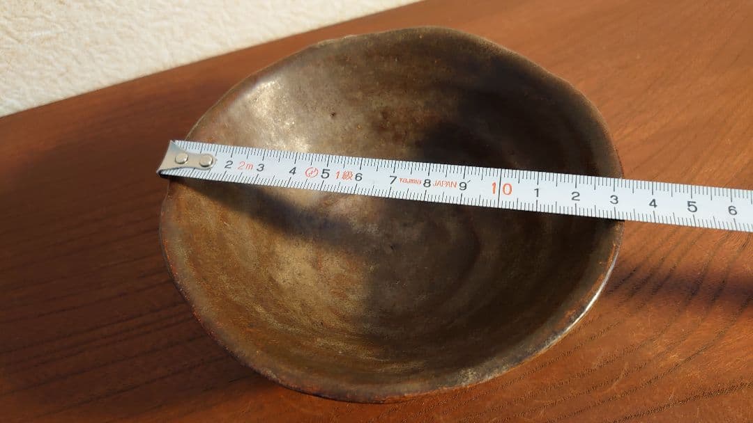 大樋焼　大樋　抹茶碗　飴釉　平茶碗　大樋長左衛門　銘　月梅　角印　１客