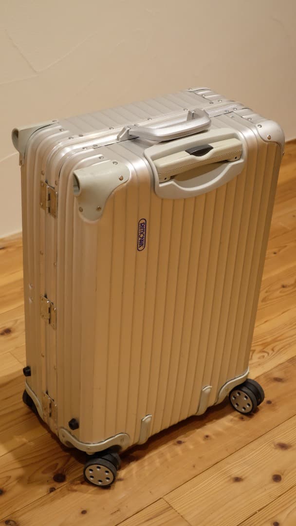RIMOWA リモワ　TOPAS トパーズ　シルバー　TSA承認ロック