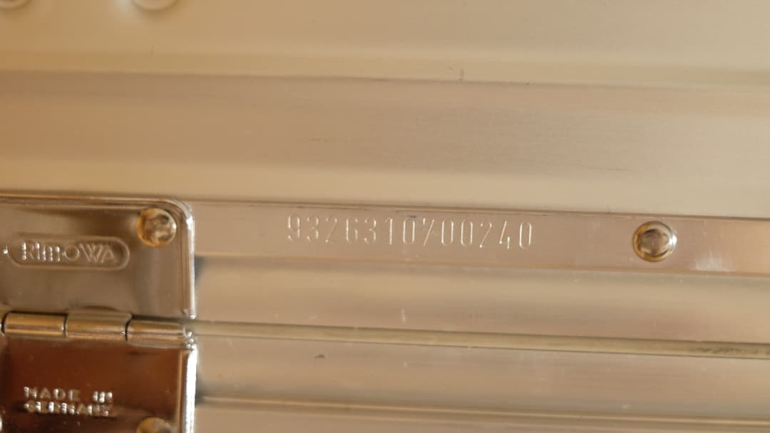 RIMOWA リモワ　TOPAS トパーズ　シルバー　TSA承認ロック